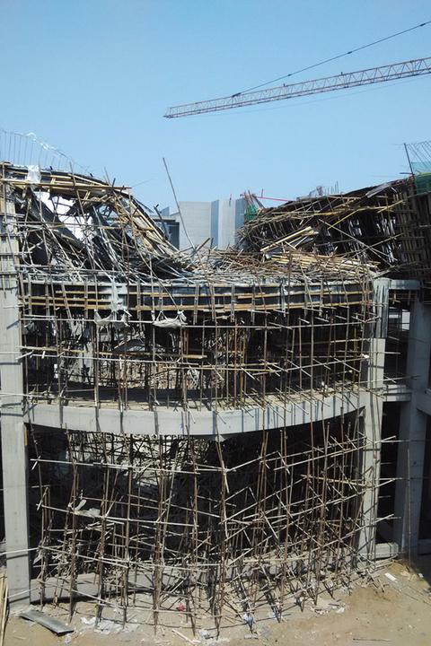 2005新澳门天天开好彩和施工现场坍塌致3死与施工现场坍塌事故
